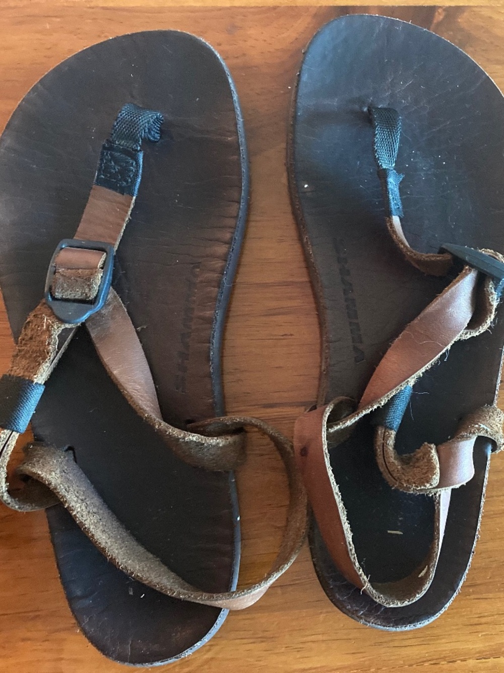 Shamma Leather Sandals